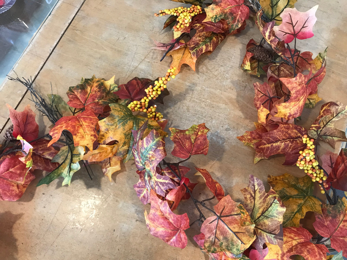 Maple Leaf Berry Garland
