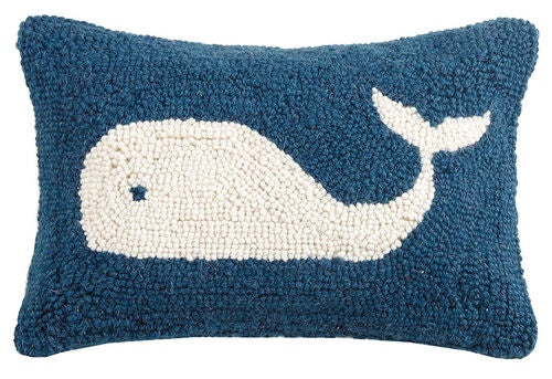 Retangle Blue/White Whale Pillow