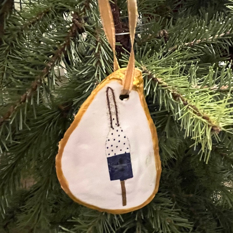 Gold Oyster Shell Ornament
